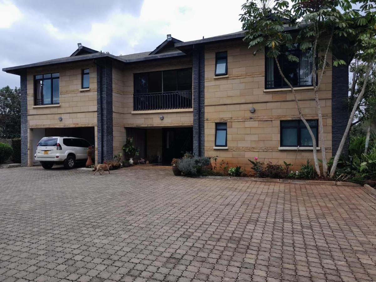 Florances Rest House Nairobi Extérieur photo