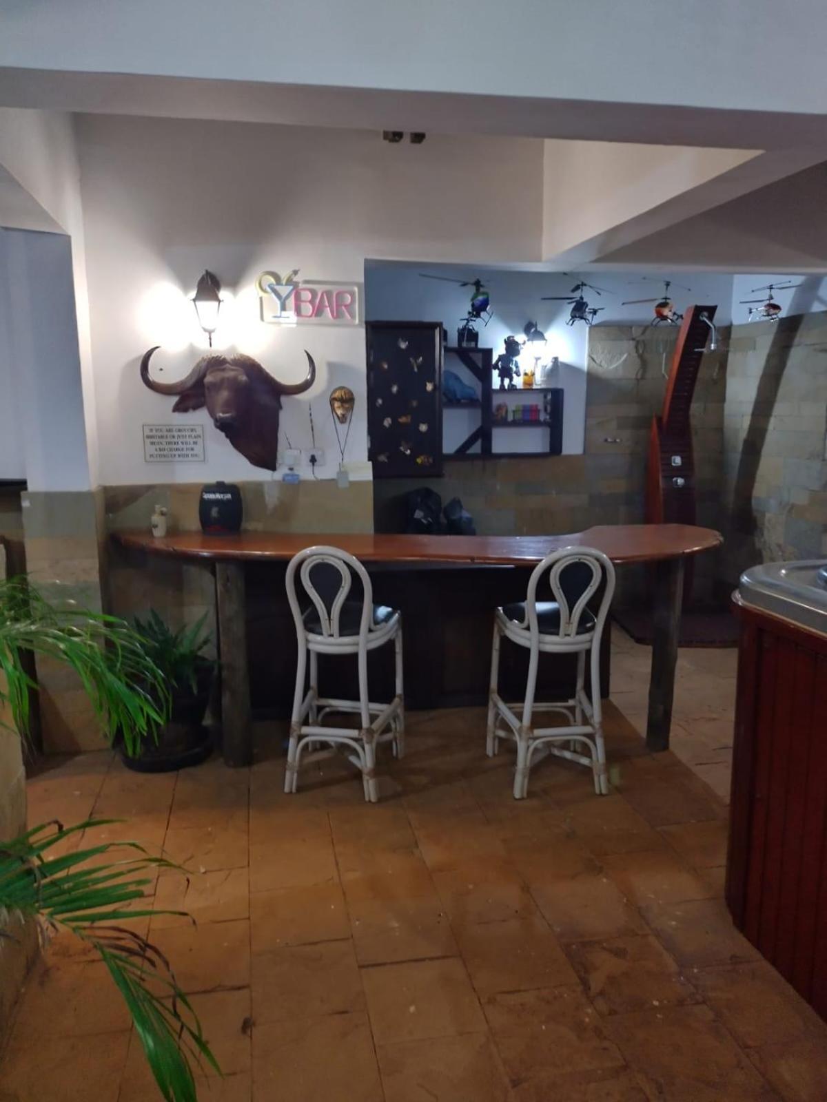 Florances Rest House Nairobi Extérieur photo