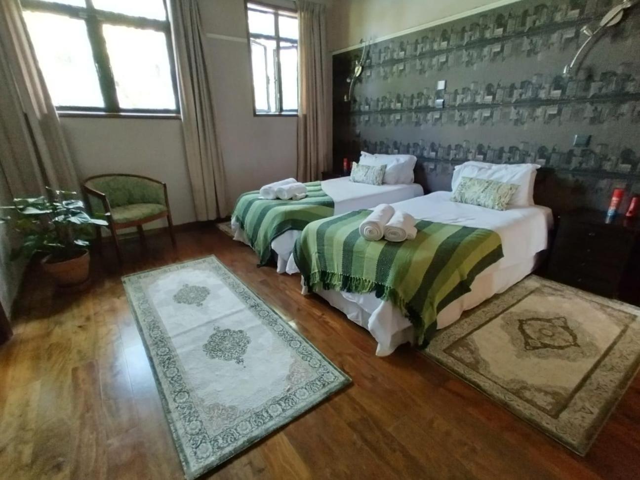 Florances Rest House Nairobi Extérieur photo